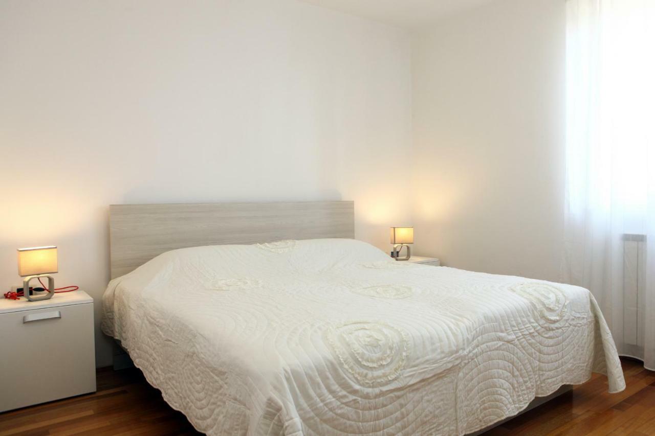 Peaceful Apartment Ankaran Sp Екстер'єр фото
